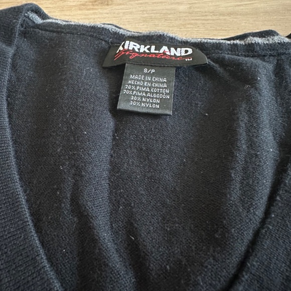 Costco Kirkland Black Pullover Sweater - Picture 3 of 6